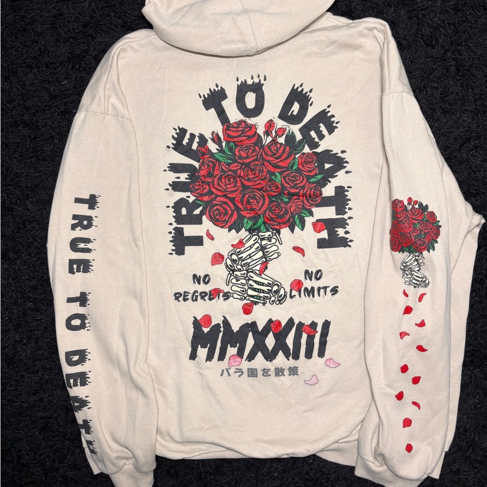 Graphic White Crewneck Sweater with Red and Black Design